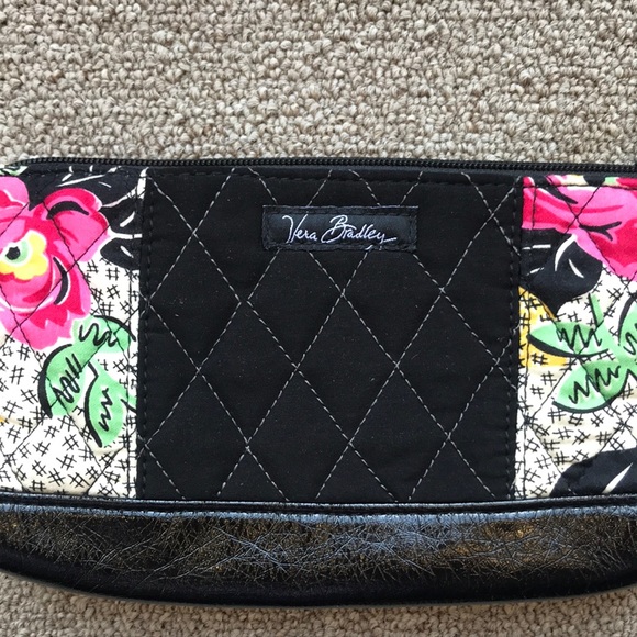 VERA BRADLEY WRISTLET PATCHWORK NWOT - Picture 3 of 6